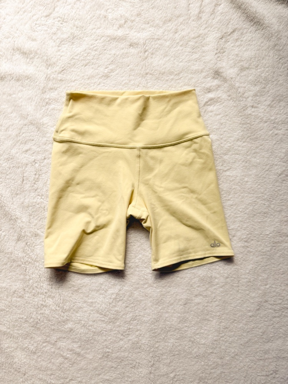 Alo Yoga High Waist Biker Shorts Yellow Size S